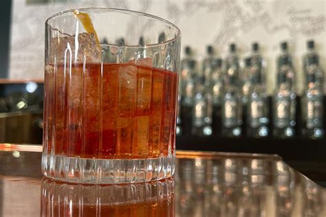 Add an old English twist to your holiday cocktails with sloe gin. Here are 4 recipes